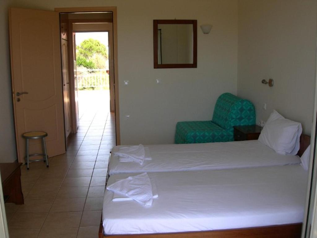Asfodelos Apartment Hotel Kakovatos Eksteriør bilde